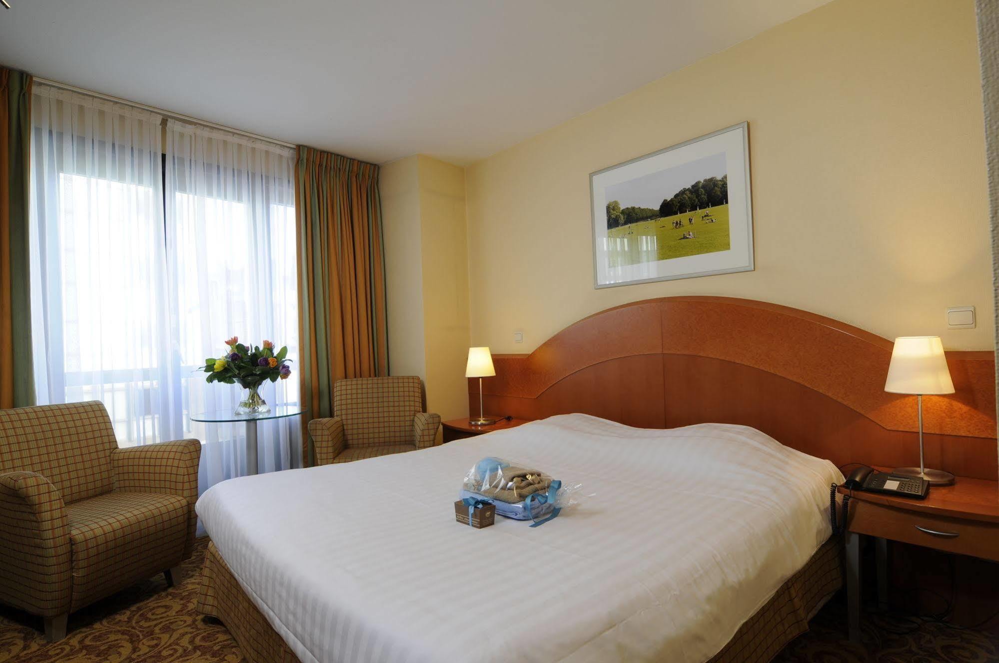 Acces Hotel أوستيند المظهر الخارجي الصورة